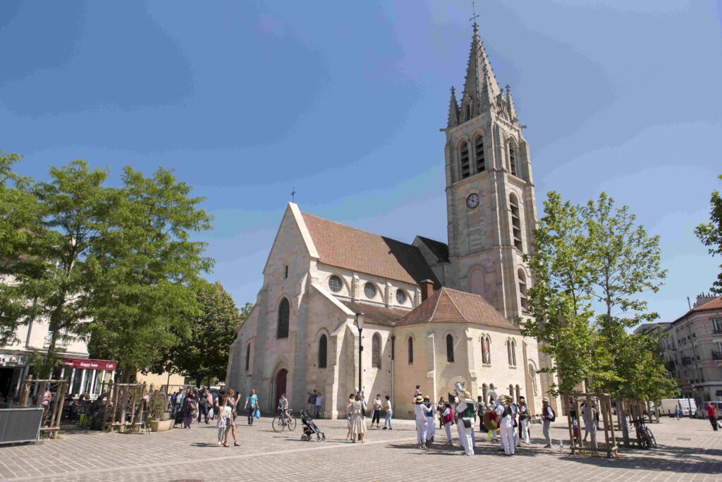 Eglise Saint-Germain depuis le mail Derry - ©SL 2019